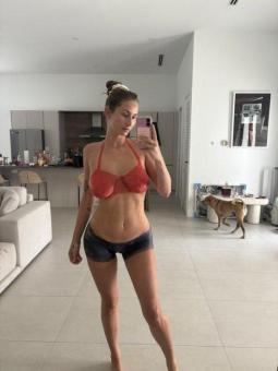 Dođi i zadovolji se u meni prihvaćam