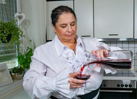 JANA SAMOBOR ZOVI 064 654654 ŠALJI SMS vidi opis