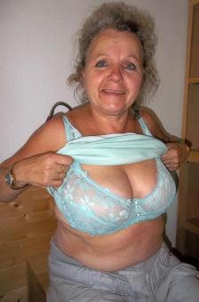 MIRELA LUDBREG ZOVI 064654654 ŠALJI SMS vidi opis