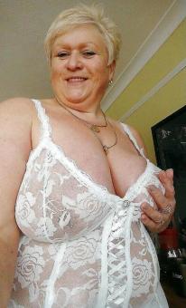 ADELA STUBICA ZOVI 064654654 ŠALJI SMS vidi opis