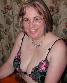 KATICA BISTRICA ZOVI 064654654 ŠALJI SMS vidi opis