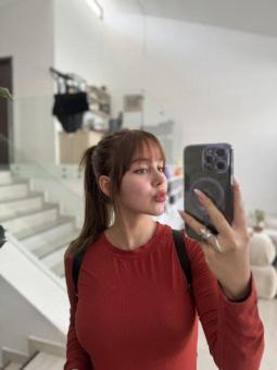 Dostupna sam kako bih osigurala Vaše potpuno zadovoljstvo