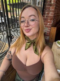 Nudim seksualne usluge muškarcima