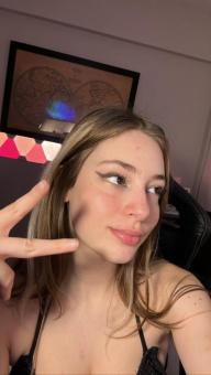 Bok svima ja sam Lydie