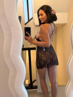 Dostupan sam za sva vaša plaćena seksualna zadovoljstva