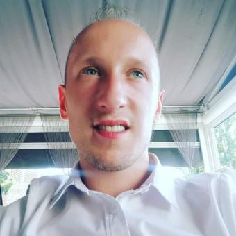 Nek se javi ženska osoba