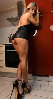 VIKI BJELOVAR ZOVI 064605500 ŠALJI SMS vidi opis